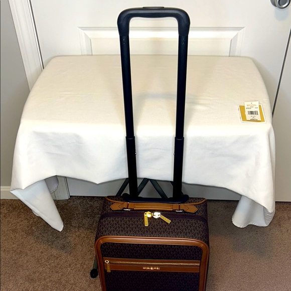 Michael Kors Travel Small Trolley Brown and Tan Monogram Leather Gold Hardware - Picture 5 of 13